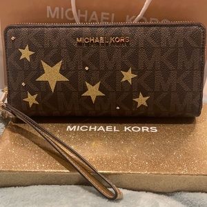 Michael Kors Brown Jet Set Travel Continental Wallet